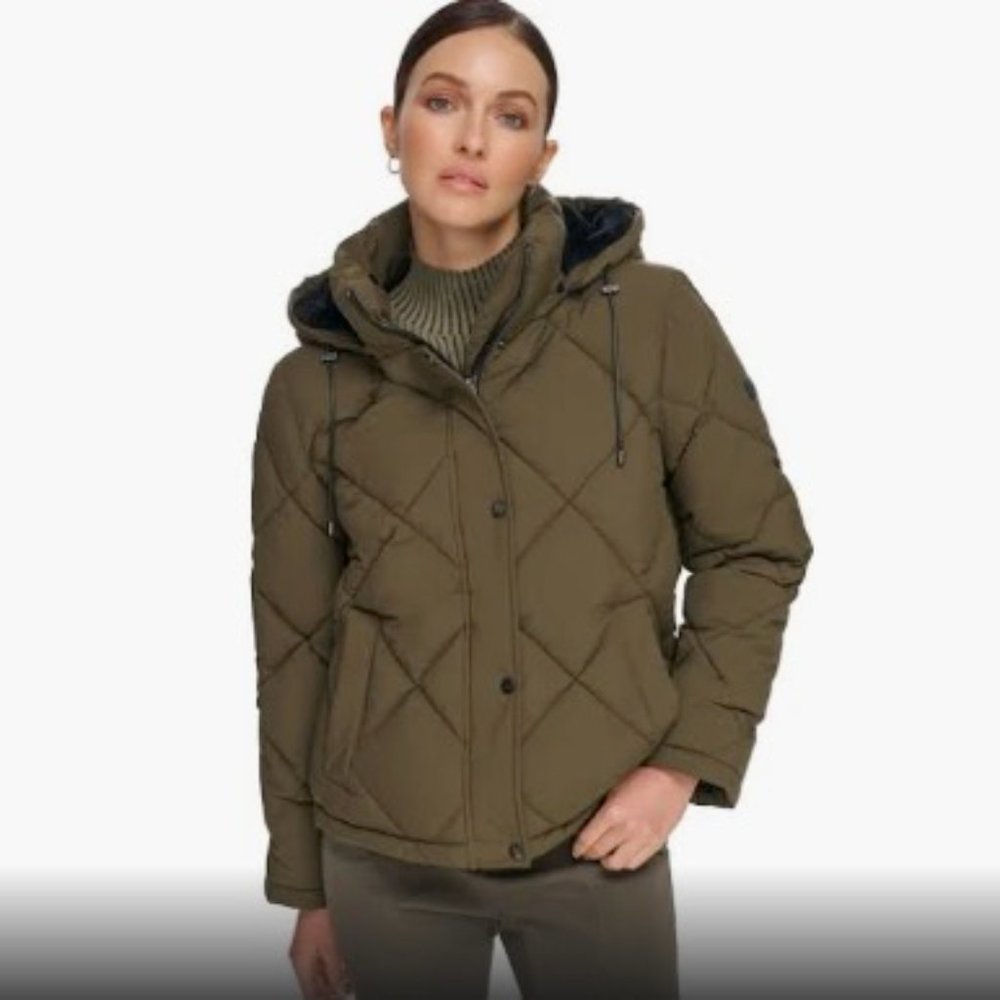 Temporary price reduction!  DKNY Women's Diamond Quilted Hooded Puffer Coat